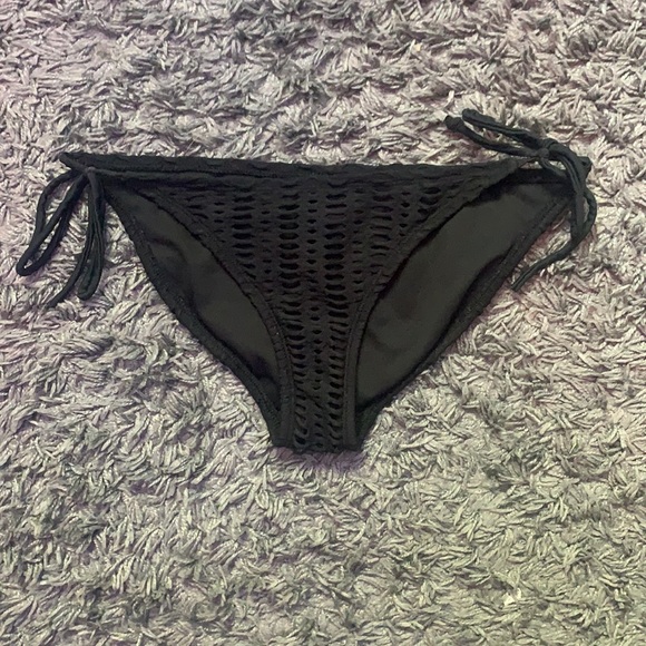 Black Textured Bikini Bottoms - Picture 1 of 4